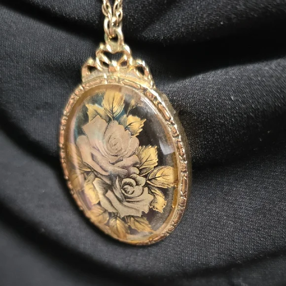 1928 Victorian Revival Transparent Roses Floral Pendant Necklace - Picture 6 of 14